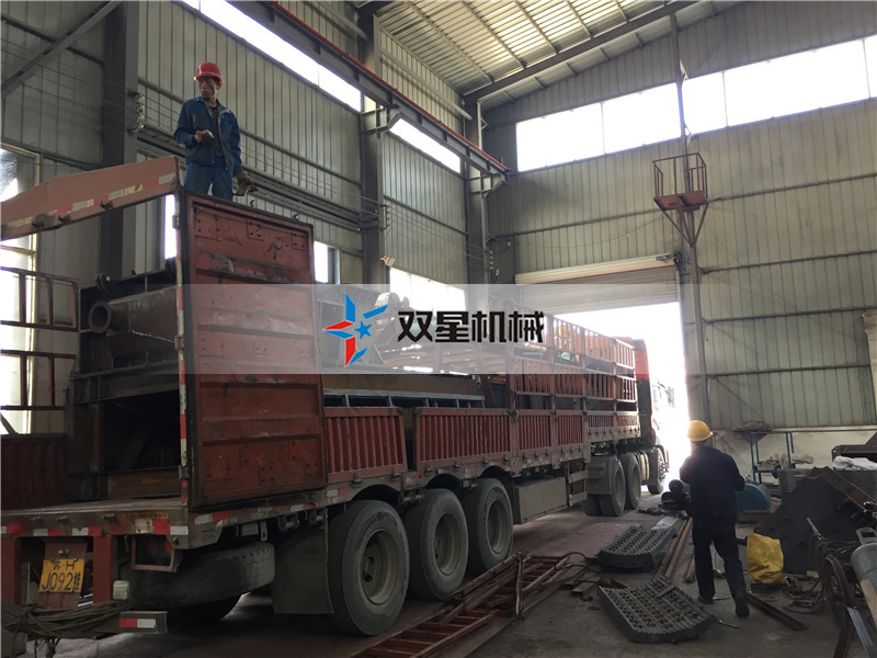 鋁合金破碎機設(shè)備2000型發(fā)貨