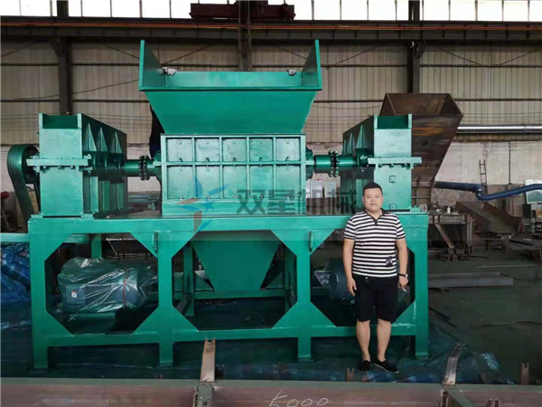 金屬撕碎機可以用來干什么？金屬撕碎機零部件都有哪些？