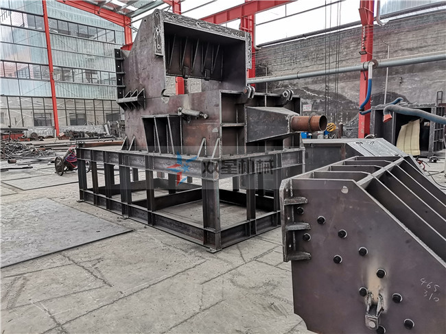 金屬破碎機(jī)廠家皓星機(jī)械不斷研發(fā)改進(jìn)設(shè)備技術(shù)，保證物料分選效率和純凈度