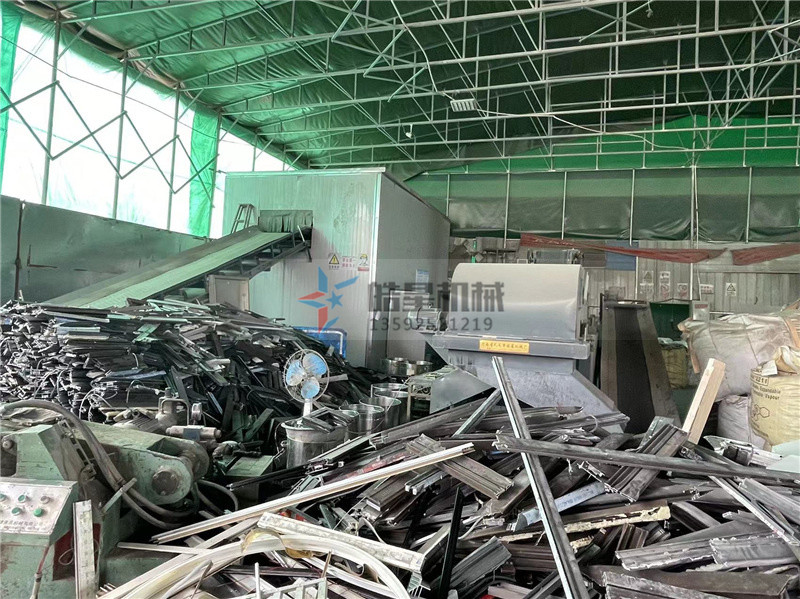 金屬破碎機設(shè)備軸承為什么要定期保養(yǎng)？